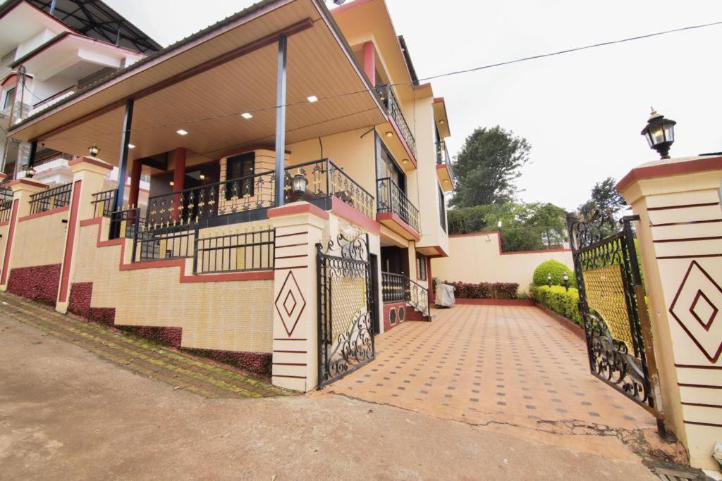 Titan Villa Panchgani Eksteriør billede