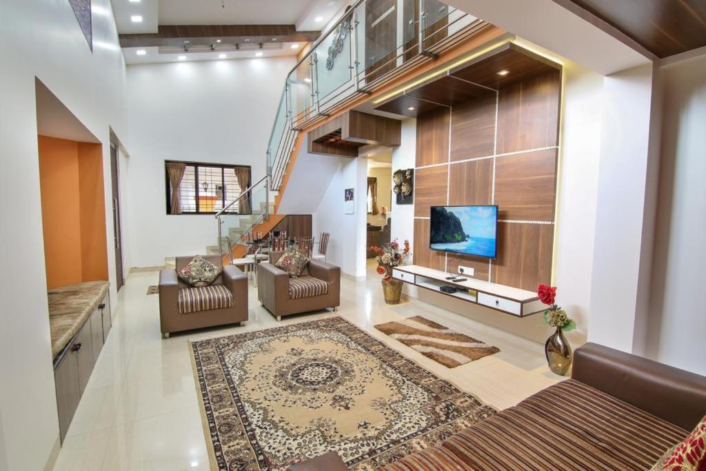 Titan Villa Panchgani Eksteriør billede